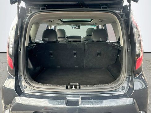 Used 2016 Kia Soul ! w/ Premium Package FWD image 27