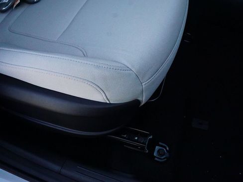 New 2026 Hyundai Tucson SE image 25