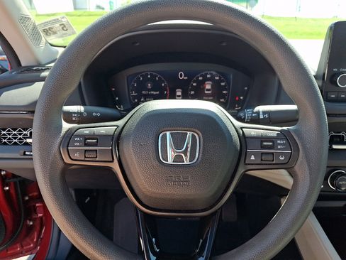 Certified 2023 Honda Accord EX image 25