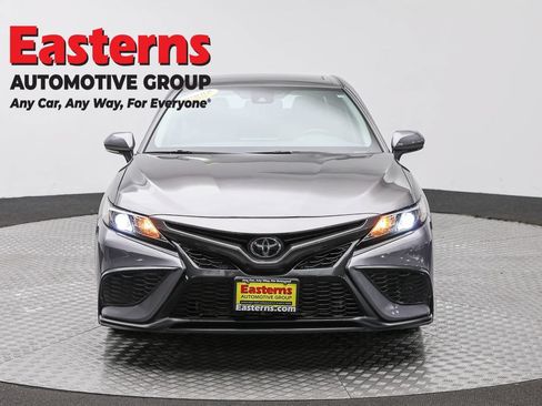 Used 2024 Toyota Camry SE w/ Cold Weather Package FWD image 2