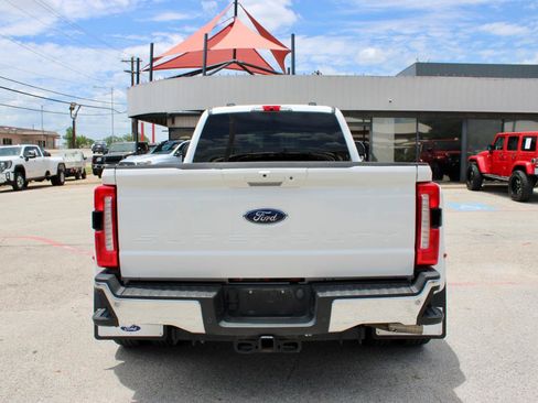Used 2025 Ford F350 Lariat w/ FX4 Off-Road Package AWD/4WD image 5