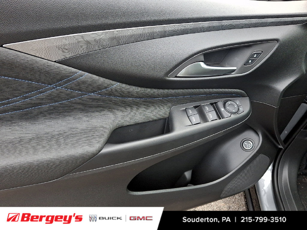New 2026 Buick Envista Sport Touring w/ Convenience I Package FWD image 9