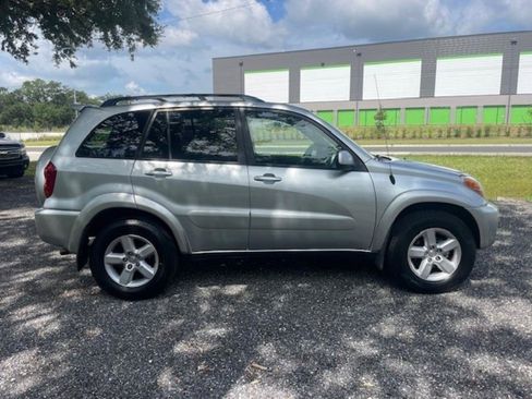Used 2005 Toyota RAV4 4WD image 4