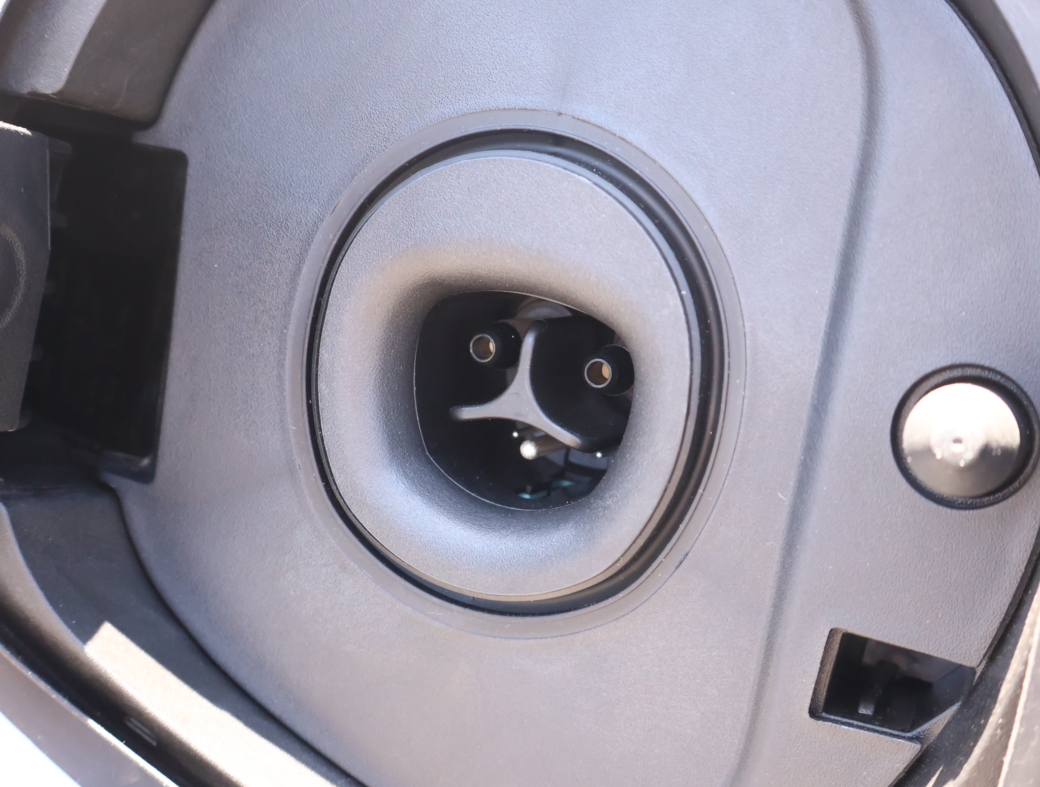 New 2027 Chevrolet Bolt LT FWD image 19