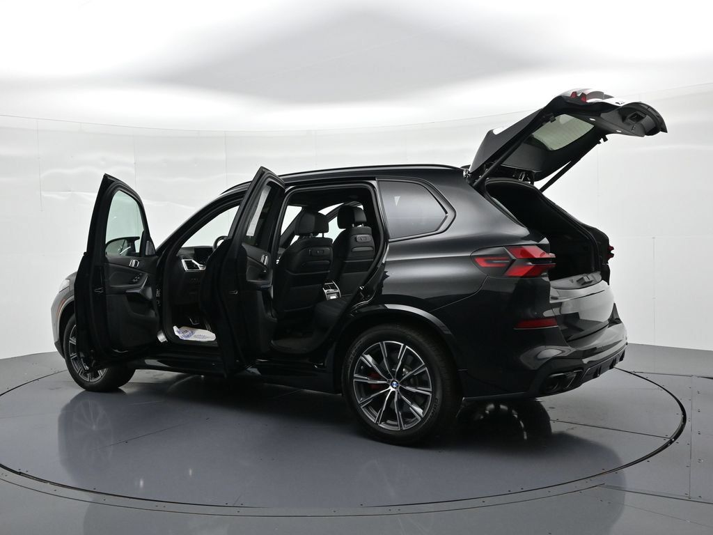 Used 2024 BMW X5 M60i AWD/4WD image 27