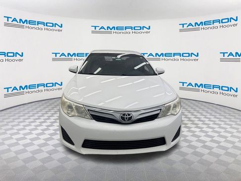Used 2012 Toyota Camry LE image 8