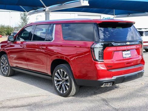 New 2026 Chevrolet Suburban High Country AWD/4WD image 5