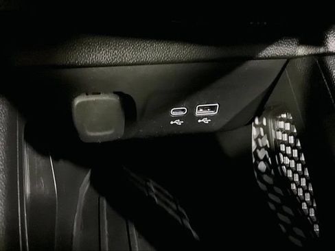 Certified 2024 Chevrolet TrailBlazer LT AWD/4WD image 24
