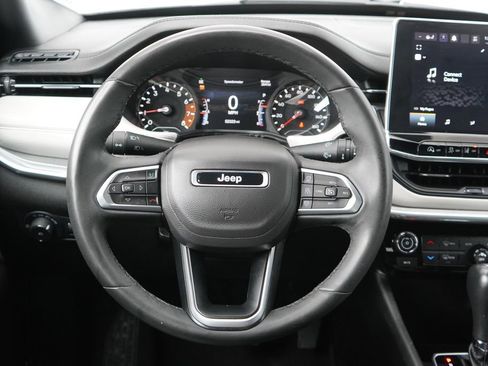 Used 2024 Jeep Compass Limited AWD/4WD image 13