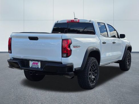 Used 2026 Chevrolet Colorado Trail Boss AWD/4WD image 7