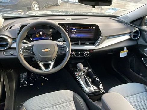 New 2026 Chevrolet Trax LT w/ LT Convenience Package image 14