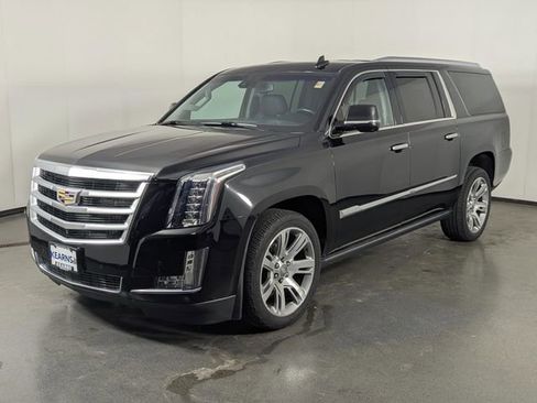 Used 2015 Cadillac Escalade ESV Premium image 4