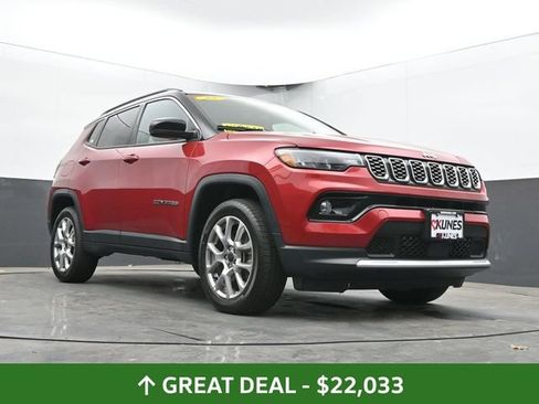 Used 2025 Jeep Compass Limited AWD/4WD image 47