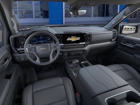New 2026 Chevrolet Silverado 1500 LTZ w/ LTZ Premium Package AWD/4WD image 17