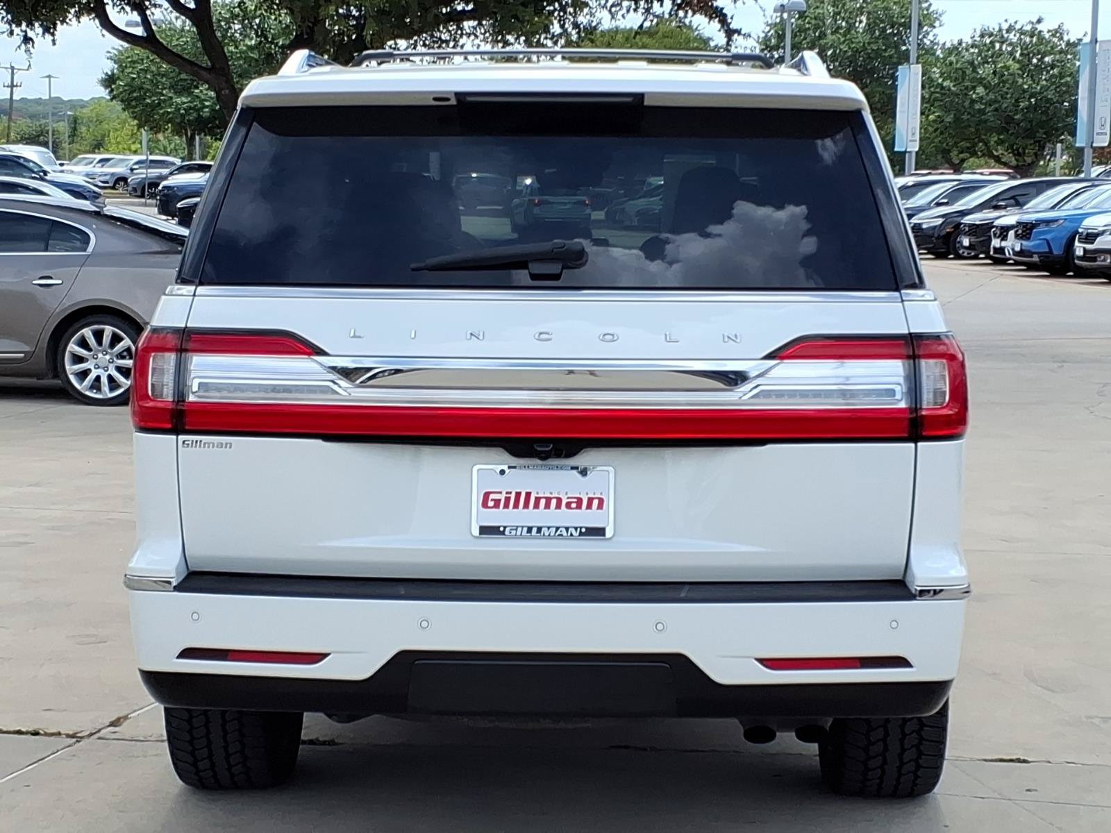 Used 2021 Lincoln Navigator L Reserve w/ Luxury Package AWD/4WD image 8