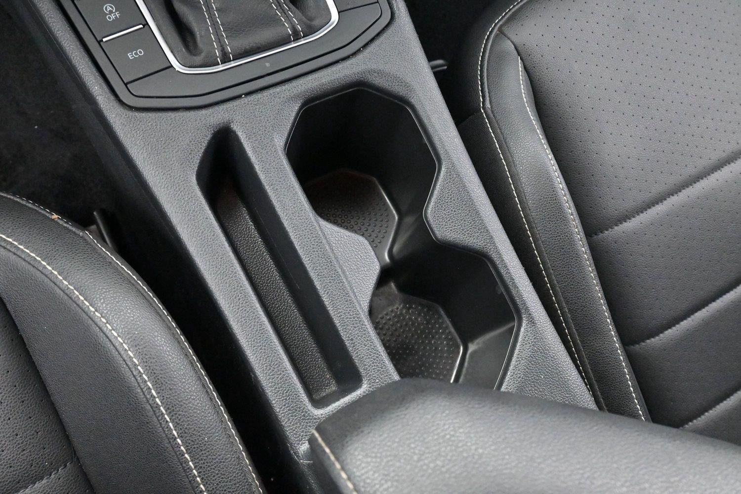 Used 2024 Volkswagen Jetta SE FWD image 19