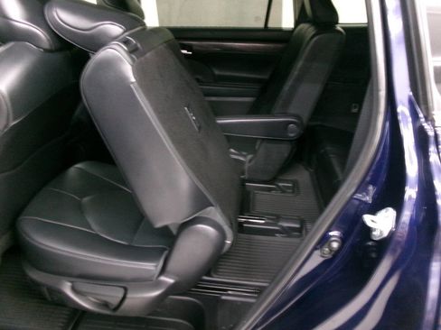 Used 2021 Toyota Highlander Limited AWD/4WD image 26