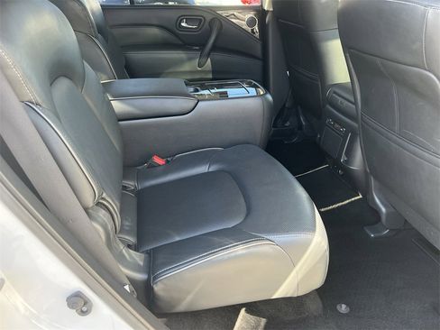 Used 2023 INFINITI QX80 Luxe w/ Cargo Package image 13