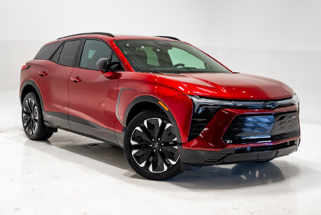 Used 2024 Chevrolet Blazer EV RS AWD/4WD image 6