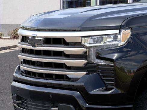 New 2026 Chevrolet Silverado 1500 High Country AWD/4WD image 15