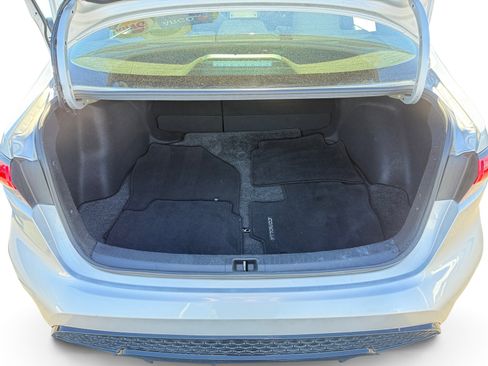 Used 2021 Toyota Corolla SE image 17