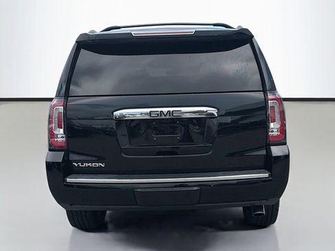 Used 2019 GMC Yukon Denali w/ Denali Ultimate Package AWD/4WD image 6