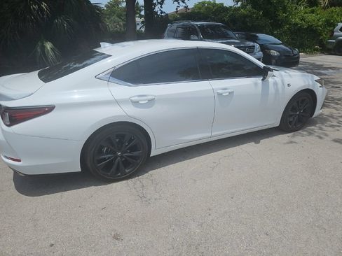 Used 2023 Lexus ES 350 F Sport w/ Accessory Package (Z2) FWD image 6