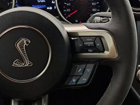 Used 2016 Ford Mustang Shelby GT350 w/ Technology Package image 12