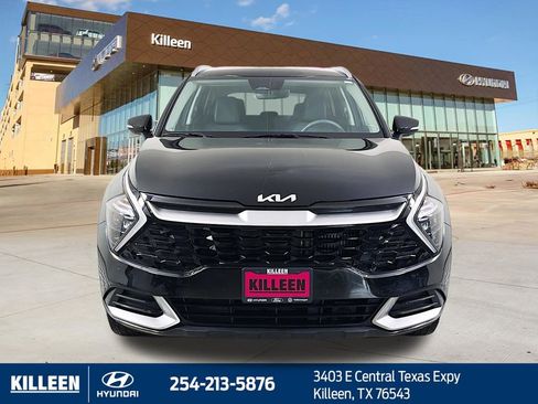 Used 2023 Kia Sportage EX image 2