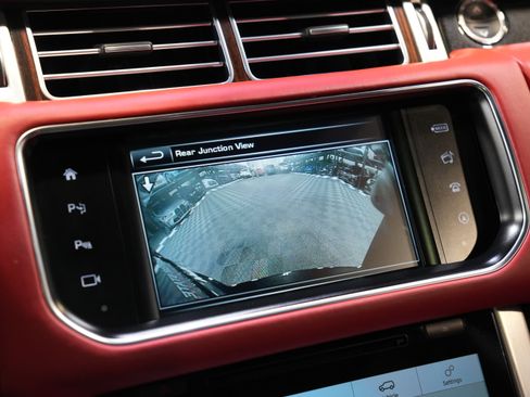 Used 2016 Land Rover Range Rover LWB SV Autobiography image 49