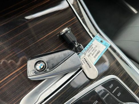 Used 2024 BMW X7 xDrive40i image 34