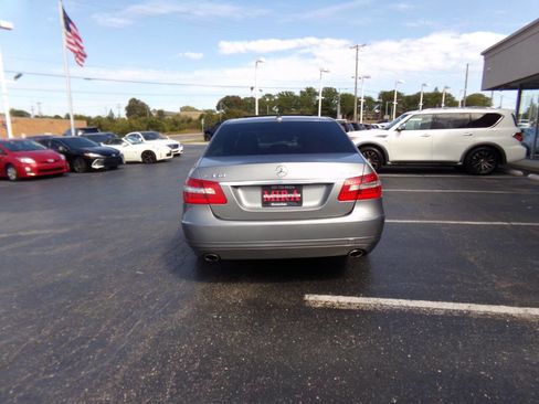 Used 2012 Mercedes-Benz E 350 4MATIC Sedan image 6