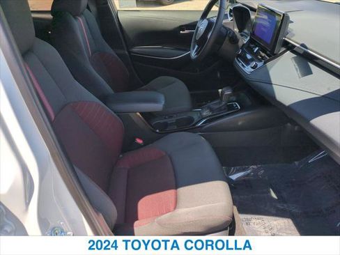 Used 2024 Toyota Corolla SE w/ SE Convenience Package FWD image 25