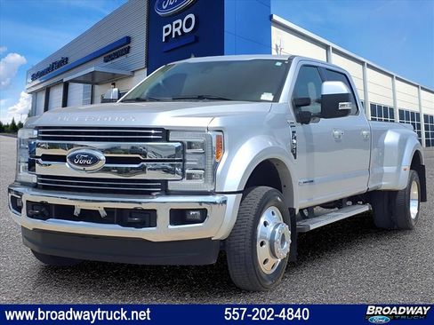 Used 2019 Ford F450 Lariat w/ Lariat Ultimate Package image 1
