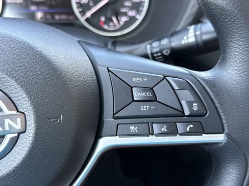 Used 2025 Nissan Sentra SV image 20