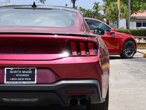 Used 2025 Ford Mustang GT Premium RWD image 16