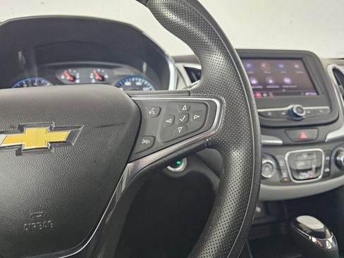 Used 2020 Chevrolet Equinox LS image 35