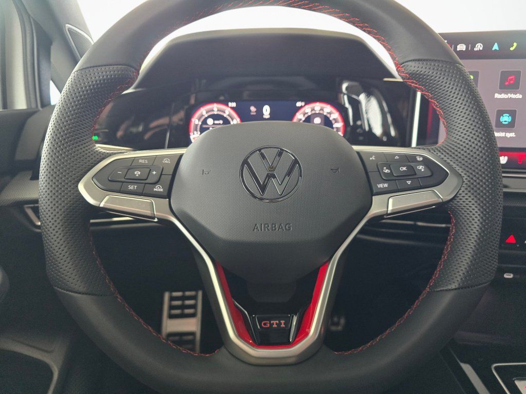 New 2026 Volkswagen GTI SE FWD image 21