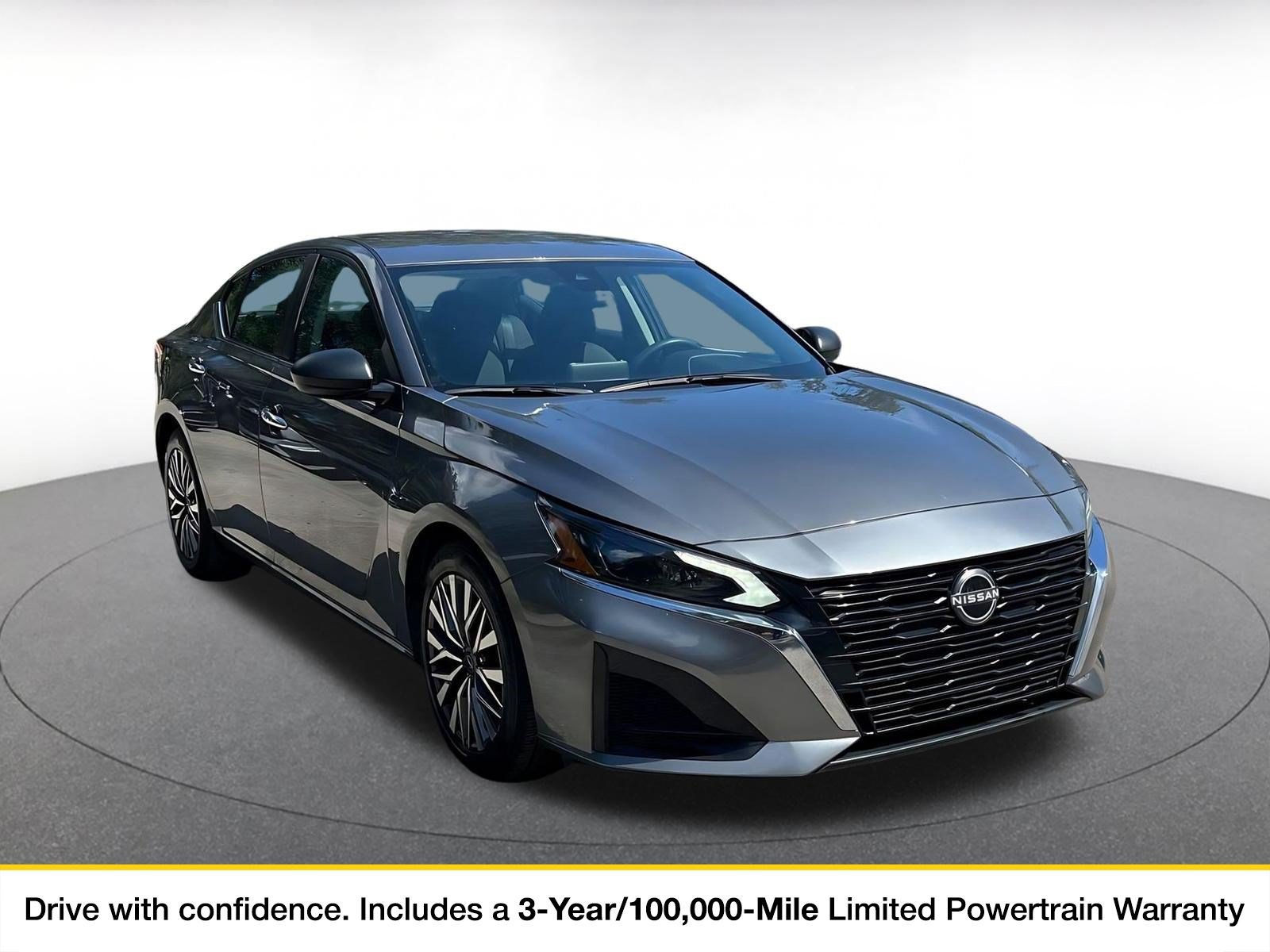Used 2025 Nissan Altima 2.5 SV FWD image 1