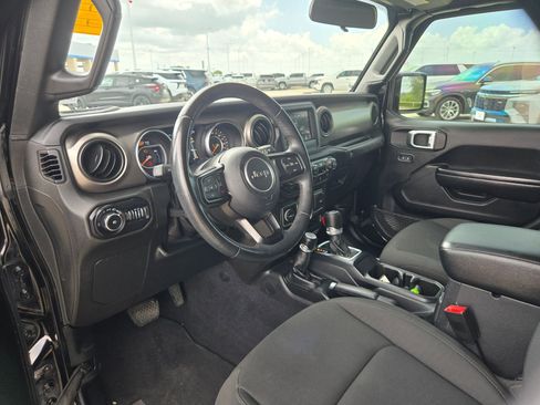Used 2020 Jeep Wrangler Unlimited Sport S AWD/4WD image 12