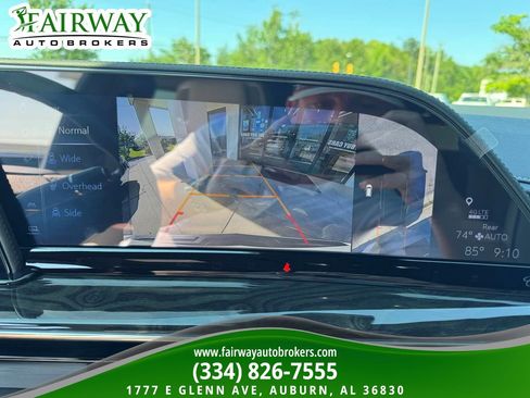Used 2024 Cadillac Escalade Premium Luxury w/ Performance Package AWD/4WD image 24