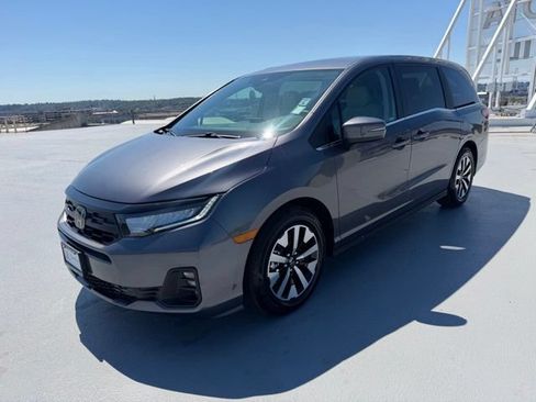 Used 2026 Honda Odyssey EX-L image 7