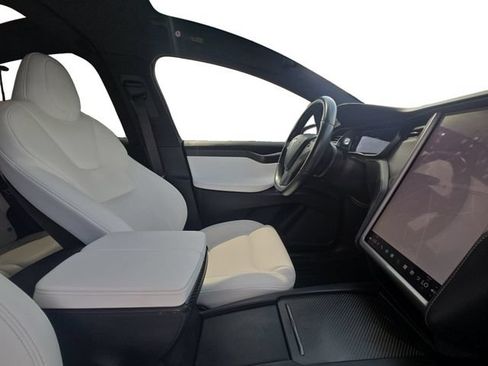 Used 2020 Tesla Model X Performance AWD/4WD image 16