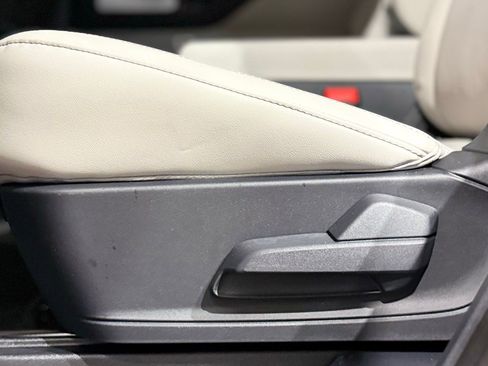 New 2026 Lincoln Aviator Reserve AWD/4WD image 52