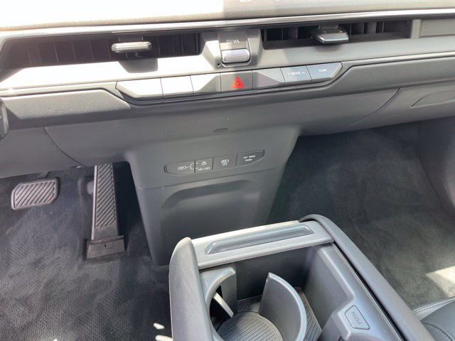 Used 2024 Kia EV9 Land AWD/4WD image 28