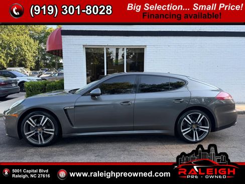 Used 2014 Porsche Panamera RWD image 1