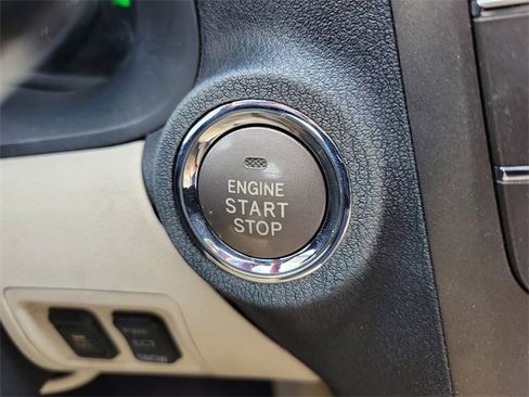 Used 2010 Lexus IS 250C image 25