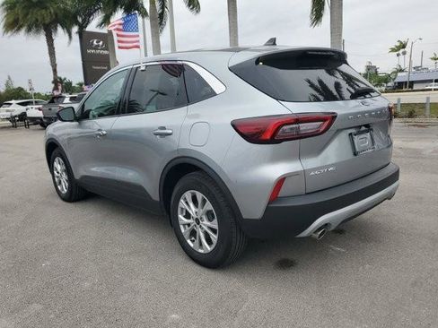 Used 2024 Ford Escape Active image 7