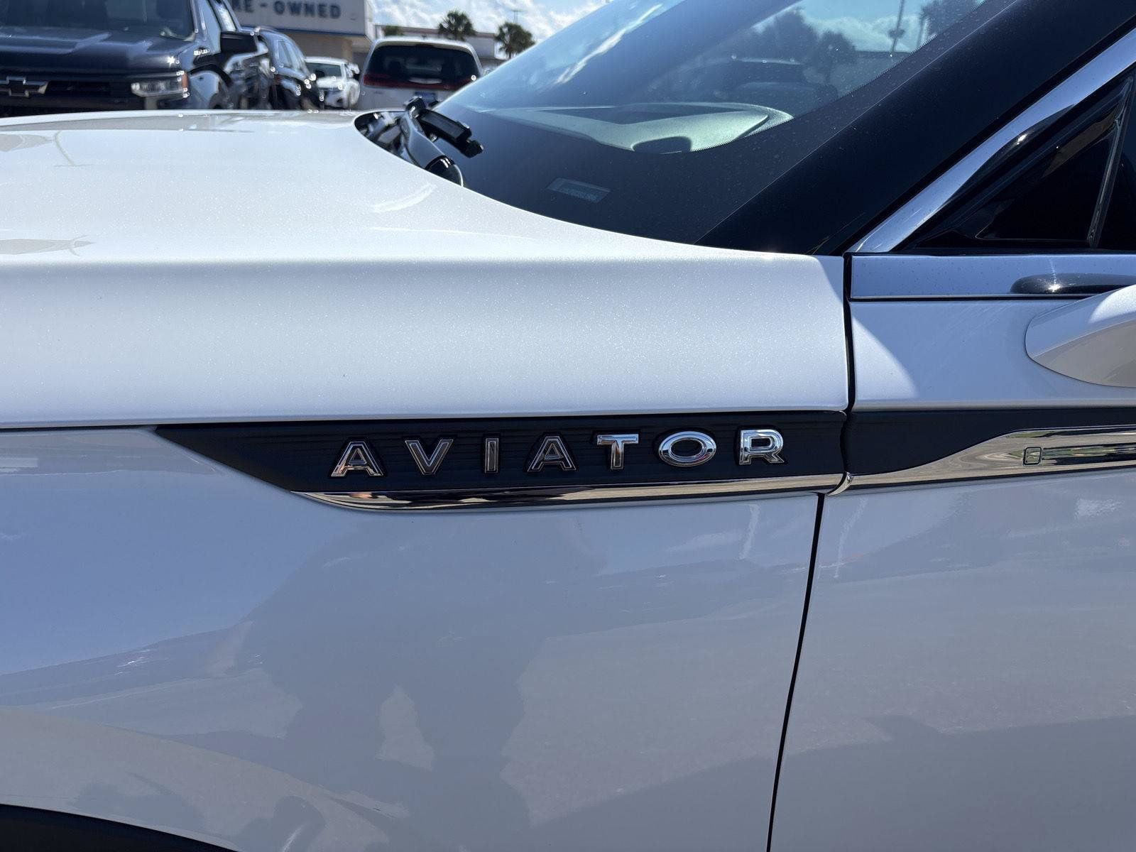 Used 2025 Lincoln Aviator Reserve w/ Luxury Package RWD image 23