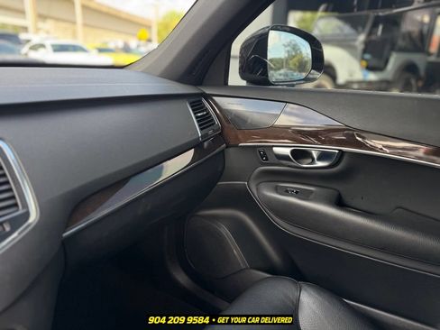 Used 2019 Volvo XC90 T6 Momentum w/ Advanced Package AWD/4WD image 16